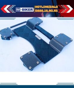 Ben nâng chân chống giữa mbiker
