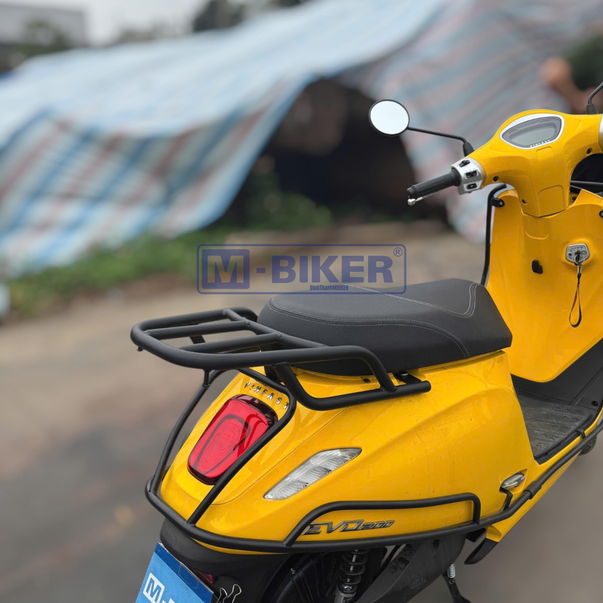 baga thùng sau vinfast mbiker