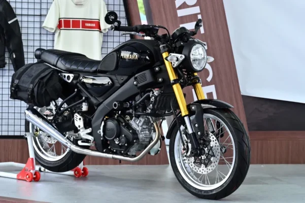 Nang tam xe yeu XSR 155 cung M Biker Parts choi xe chat gia hoi cung M Biker